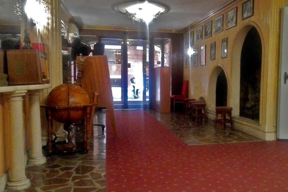 Hotel Cinecitta Ρώμη Εξωτερικό φωτογραφία